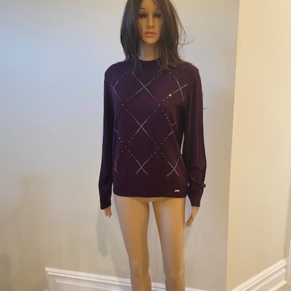Claret Red Sweater - Picture 3 of 4